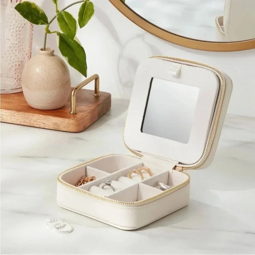 Small Travel Accessory Organizer - Picture 1 of 9